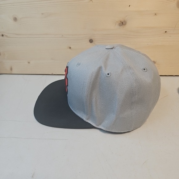 Gears Pop Snapback Baseball Cap by Funko - Picture 4 of 11